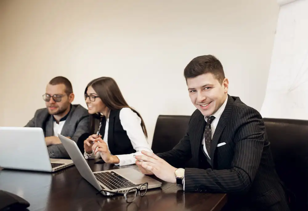 Start a Business in Oman from the UAE